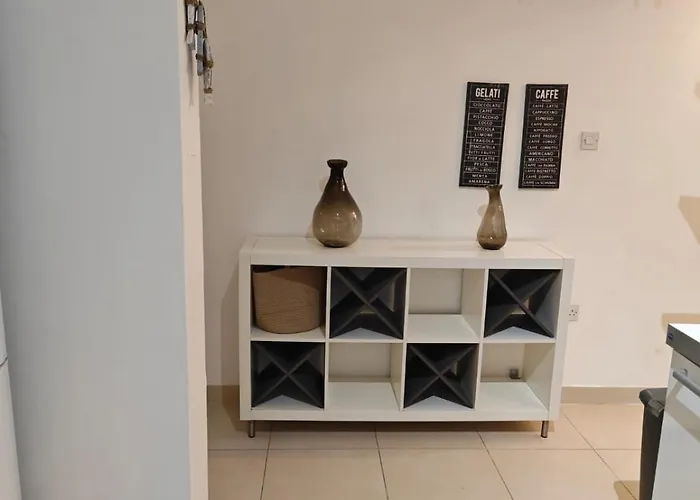 Coastal Charm Ghadira Bay Flat Mellieħa