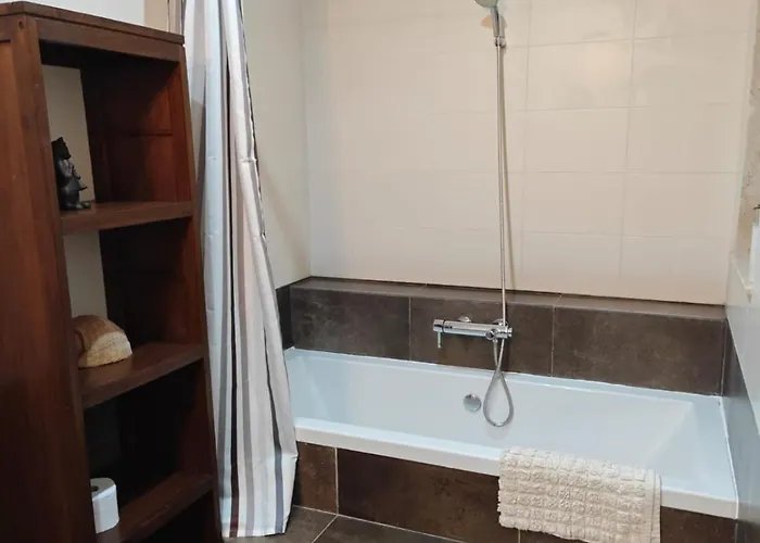 Coastal Charm Ghadira Bay Flat * Mellieħa