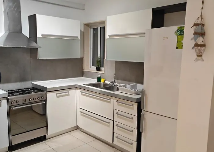 Coastal Charm Ghadira Bay Flat Appartement *